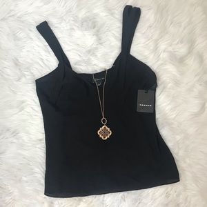 Black Sleeveless Blouse 🌹